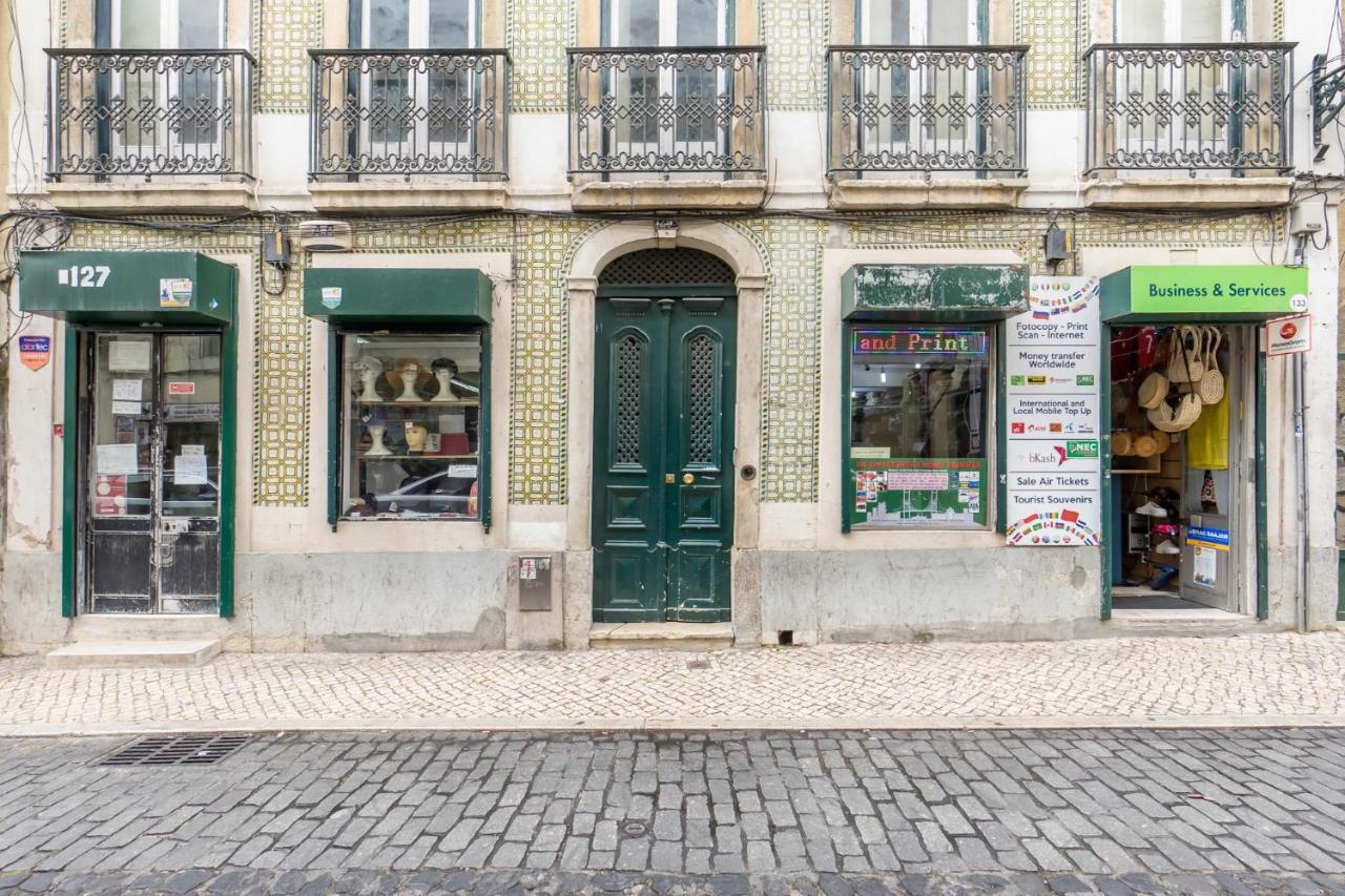 The Color Hostel Lissabon Exterior foto